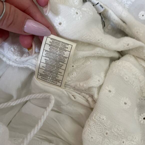 Cupcakes and cashmere romper Women's Malibu Embroidered Gauze jumpsuit White MD - Picture 6 of 10